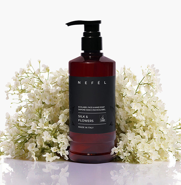 Milo za obraz in roke Nefel - SILK in FLOWERS EcoLabel 480 mL (1/1)